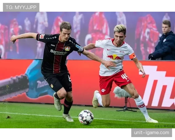 沙尔克04新赛季进攻体系焕然一新，剑指德甲巅峰