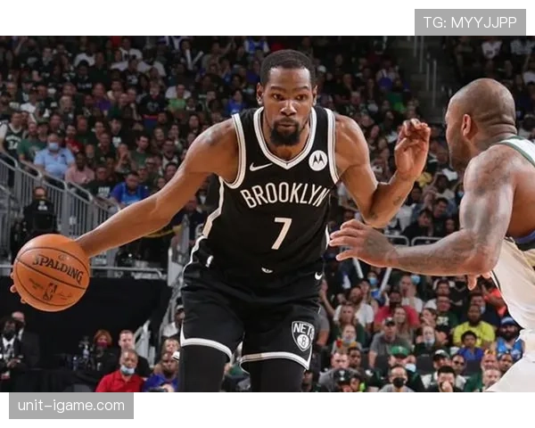 凯文·杜兰特豪宅角落竟放超市拖鞋，我服了